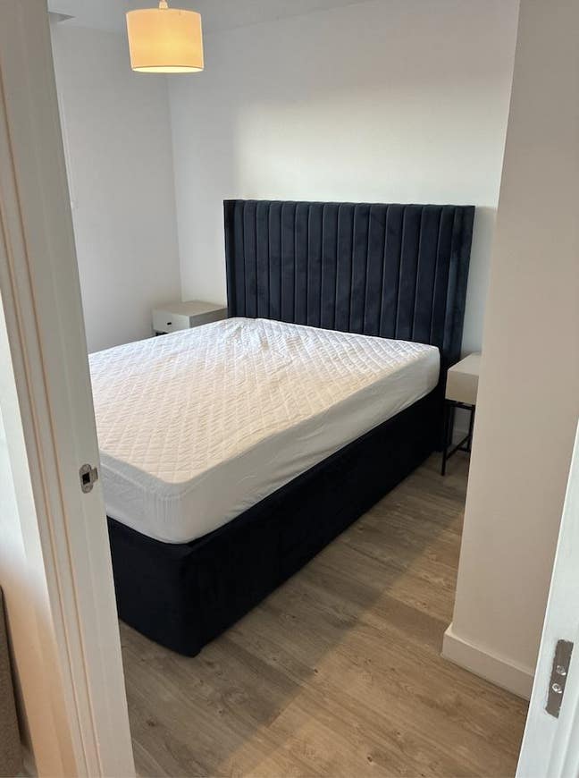 Tenancy Takeover - 1st July - 1 Room in 2 Bed Main Photo