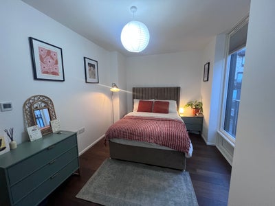 Large double room in London Fields Main Photo