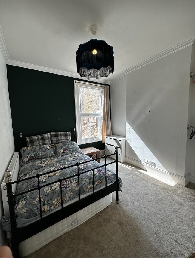 Room in female house share West Drayton  Main Photo