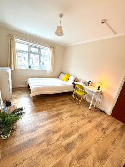 🎉Great Oppurtunity 2 Rooms available NOW🎉 Main Photo