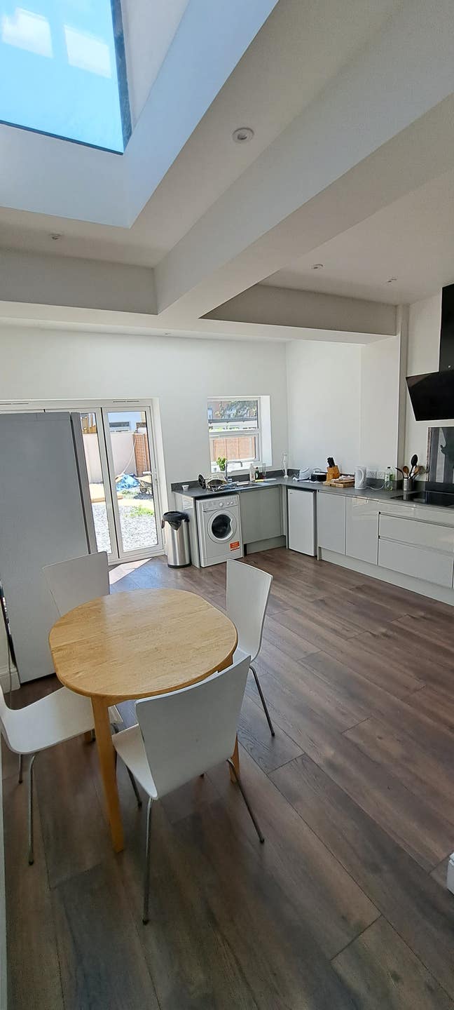 Double Bedroom in Southsea All Bills Included Main Photo