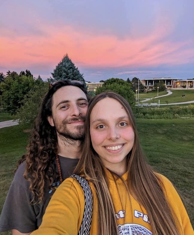 Sensible couple looking to rent for 1-3 months Main Photo