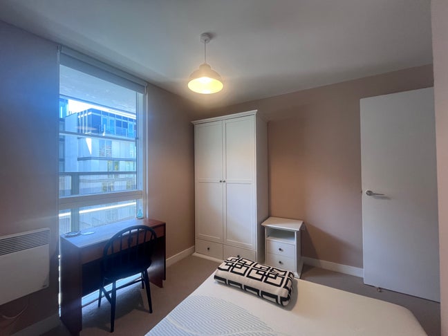 Double room with own private bathroom Main Photo