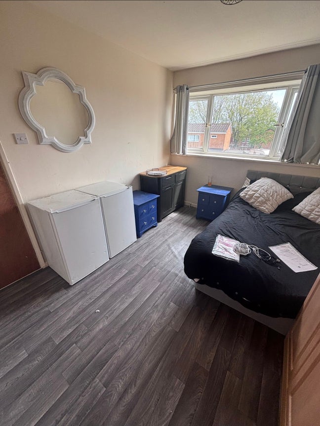 Double room avalables in Telford from 460 PCM    Main Photo