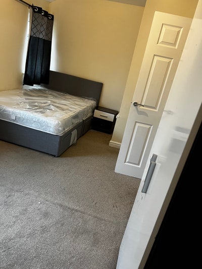 Double Room For Rent  Main Photo