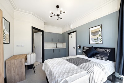High Spec Studio Rooms | En-suite + Kitchenette Main Photo