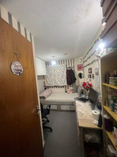 Nice House Share &pound;250 per month  Main Photo