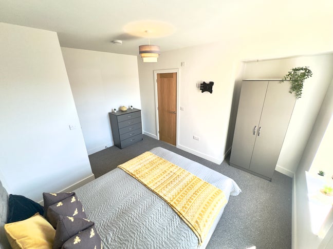 🏡 Large Double En-Suite Bedrooms Bennett St Main Photo