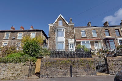 Luxury Studio Available Now In Swansea Main Photo