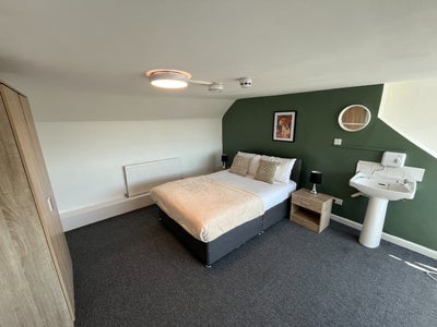 Furnished Loft Room – Market Street, Worksop Main Photo