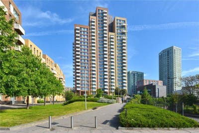 Modern Complex-2 Stunning Rooms in Bow/E3 Main Photo