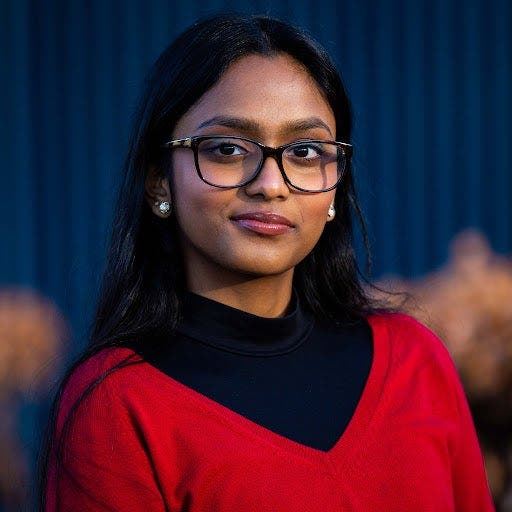 Professional Female seeks a double room Main Photo