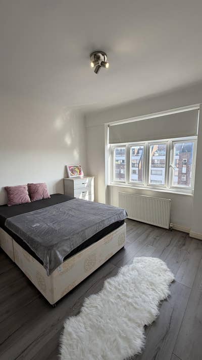 ✨ Cozy Room at Grove Hall Court 🏠 Main Photo