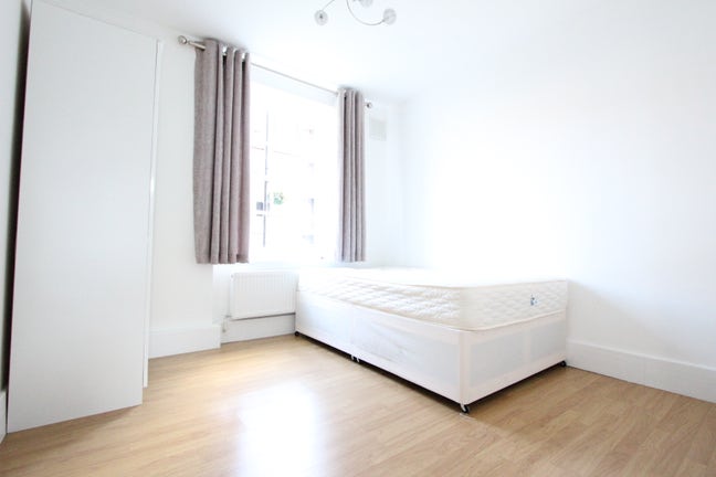 Large Double room close to Marylebone Station Main Photo
