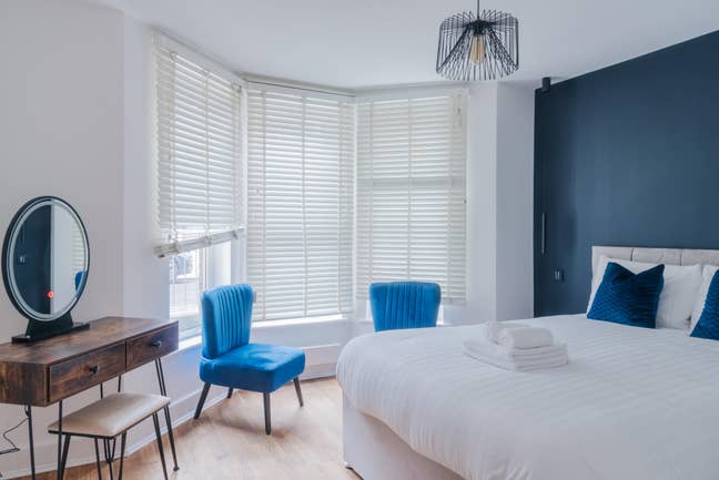 Fully Furnished Modern 1 Bedroom Flat Main Photo