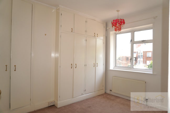 Beautiful, spacious 3 bedroom house  Main Photo