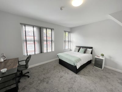 50% off 1St Months Rent Lovely Double Room  Main Photo