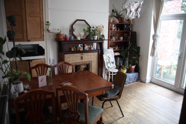 Double Room in Chorlton house share  Main Photo