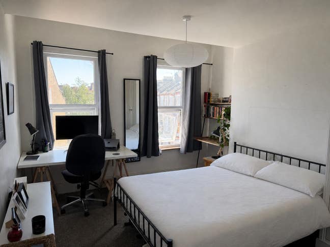 Double Room in Clapham North   Main Photo