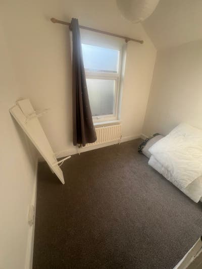 This room is single room for female Main Photo