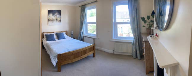  Very spacious double bedroom  Main Photo