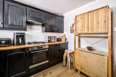 Short-Term Rental | 1-Bed Flat | May-June Main Photo