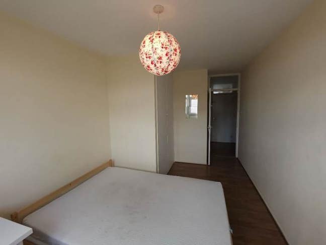 🏡 Double Room Available in London E14 3HD Main Photo