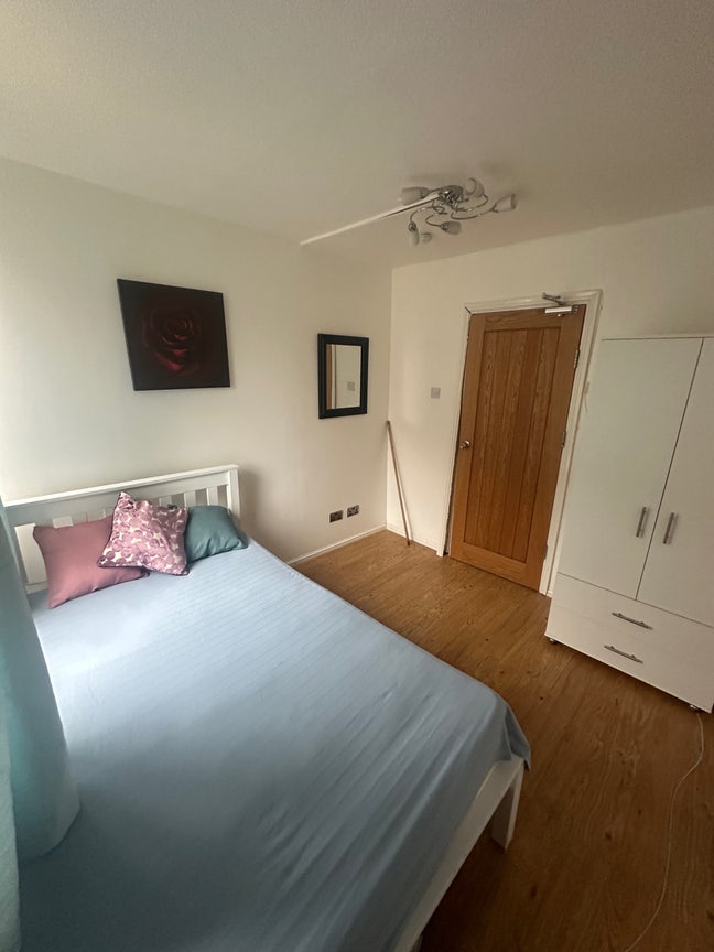 Double room available now Main Photo