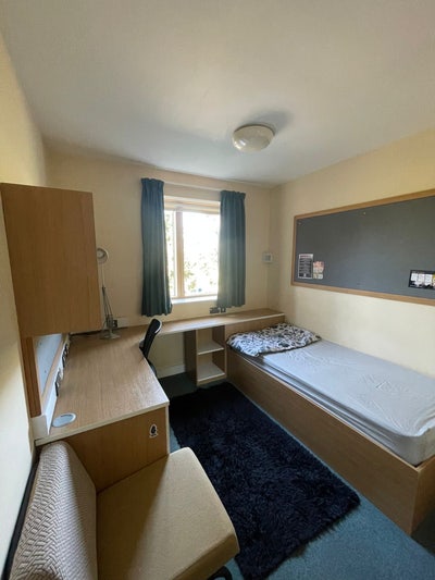 Clive booth post Graduate Hall Main Photo