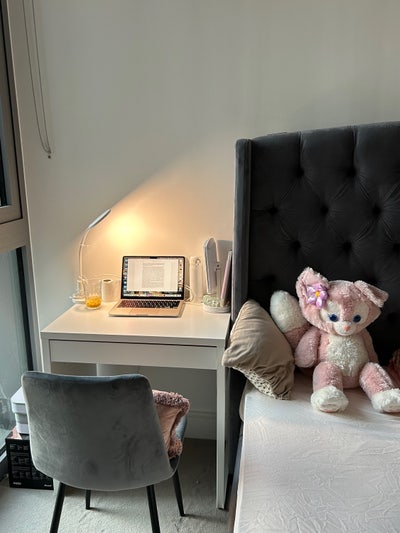 A luxury king room on old street Main Photo