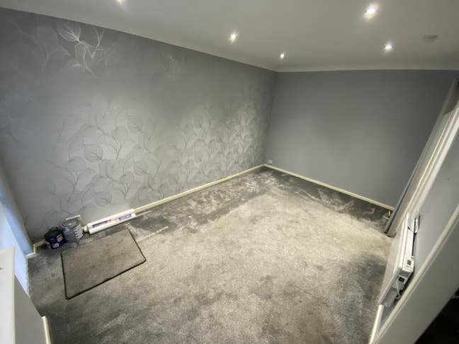 2 bedroom apartment in L18 Allerton Main Photo