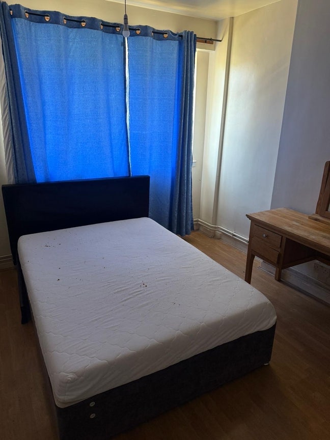 2 medium/double rooms to let in flat/apt Main Photo