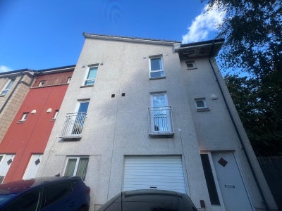1 room Main Photo