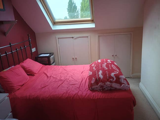 Large Double Room with Ensuite bathroom for rent Main Photo
