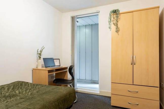 Double room available at The Grafton! Main Photo