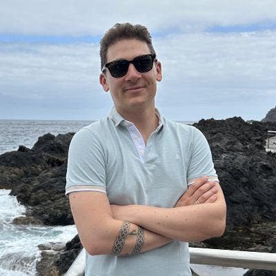 PhD student (30) looking for short-term room Main Photo