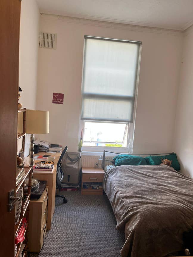 Double room available at Shepherd's bush Main Photo