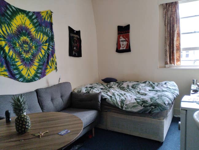 Cheap SUBLET, 08.05-17.05, West Kensington Main Photo