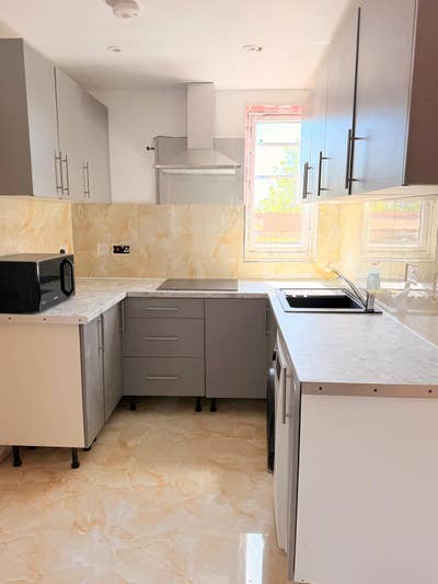  Room to Let in North Harrow Main Photo