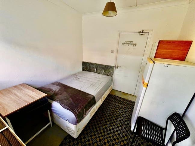 ✨🛏️ Big Single Room to Let in Wembley Main Photo