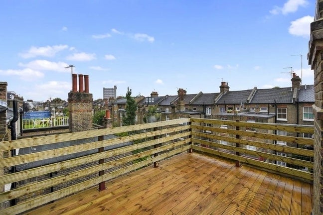 Fully Furnished Double Room in Queens Park Main Photo