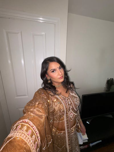 Working professional looking for flat mate Main Photo