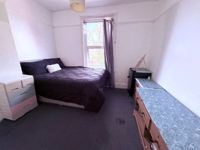 Room for rent Main Photo