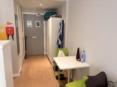 Studio Available to rent - Students only! Main Photo