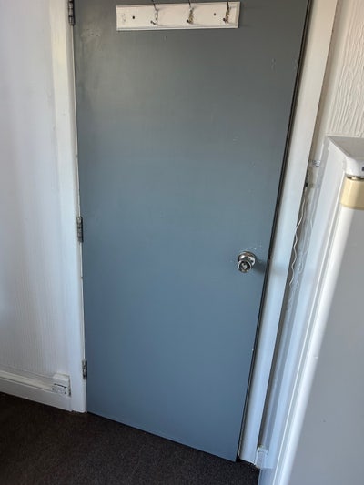 Double room in a shared house Main Photo