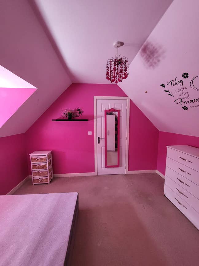 Spacious Double Room I MK41 | Professional couple  Main Photo