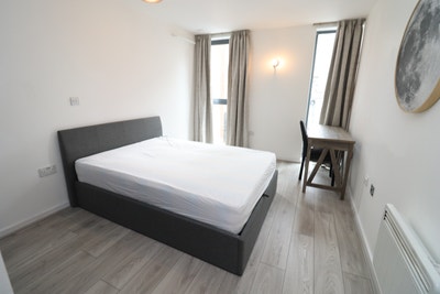 Bright Modern Double Room Near Tower Bridge!! Main Photo