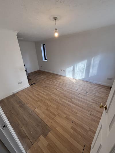 Beautiful Studio Flat to Rent in Colindale Main Photo