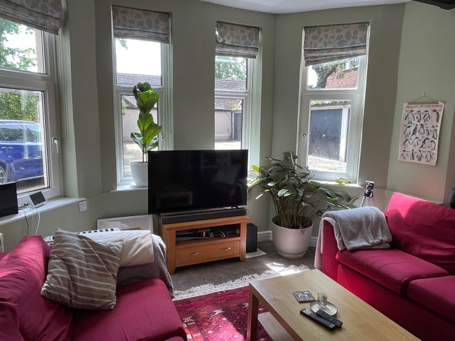 Room Available in beautiful Nottingham park estate Main Photo