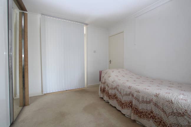 SIngle Furnished Room To Let in Oadby Main Photo